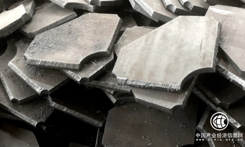  大界钢结构机器人如何推进坡口切割技术发展