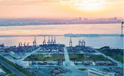 奋楫笃行启新局——2021年中国经济高质量发展述评