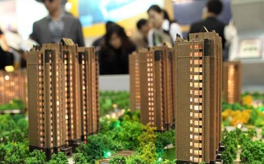 重庆、佛山等地下调购房首付比例 热点城市跟进可能性小