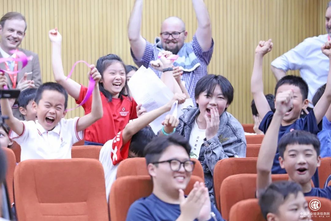  2022年成都中考招生新政策——狄邦肯思学校将认真贯彻落实