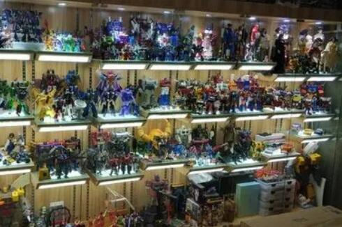 2025年国内收藏玩具行业市场规模预计将突破1500亿元