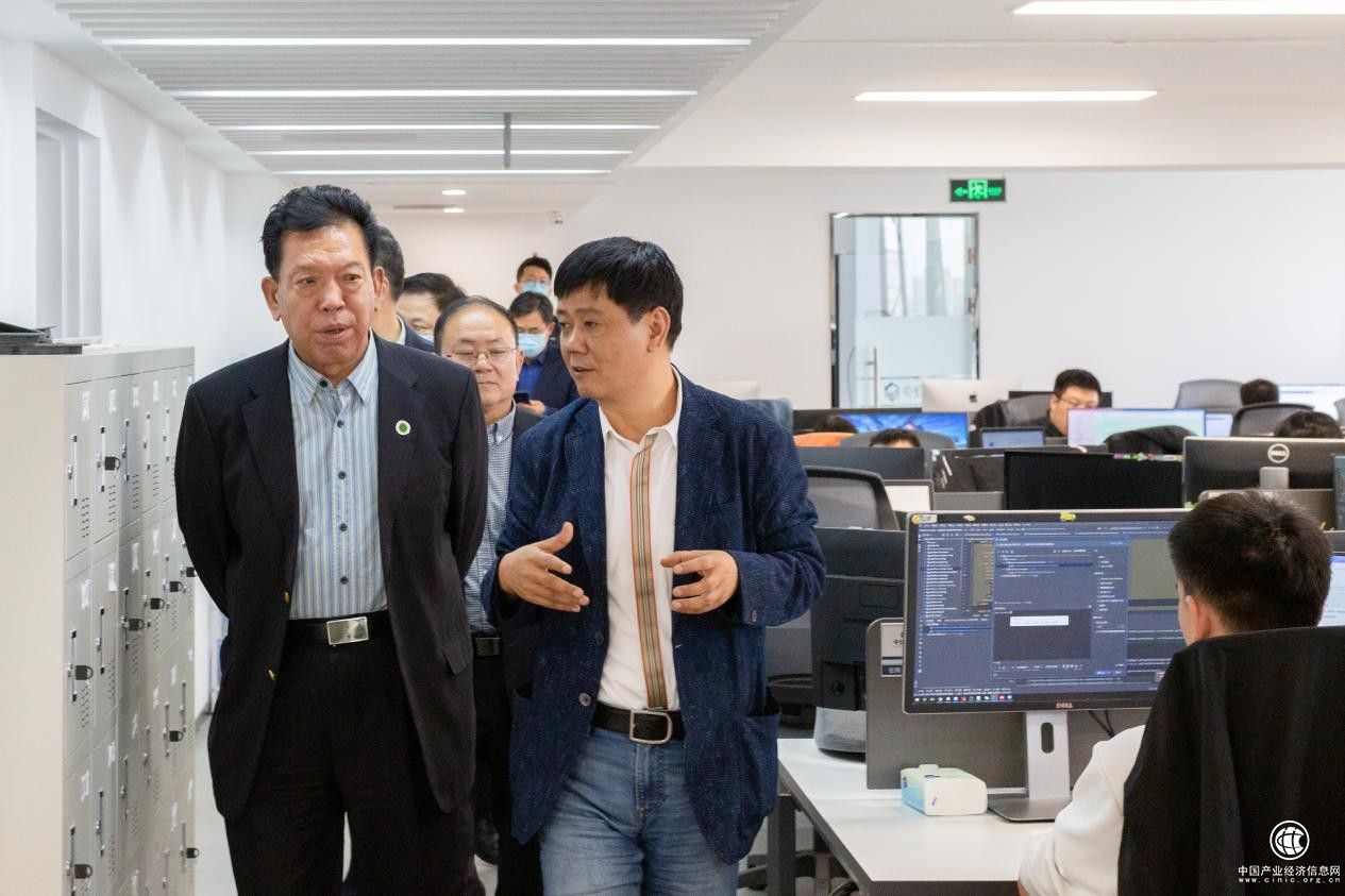  推进安全生产教育培训数智化创新，中国职业安全健康协会联合中安华邦迈出新步伐