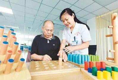 央行、发改委开展普惠养老专项再贷款试点 降低养老机构融资成本