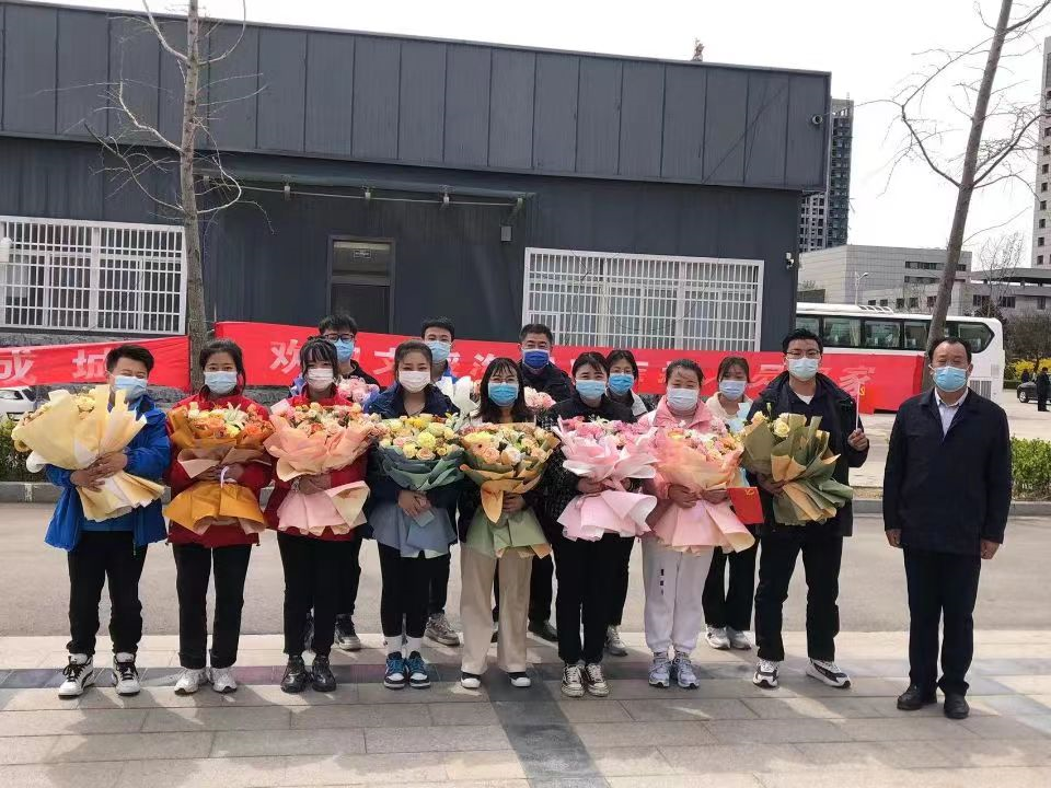 关爱白衣天使  致敬白衣天使