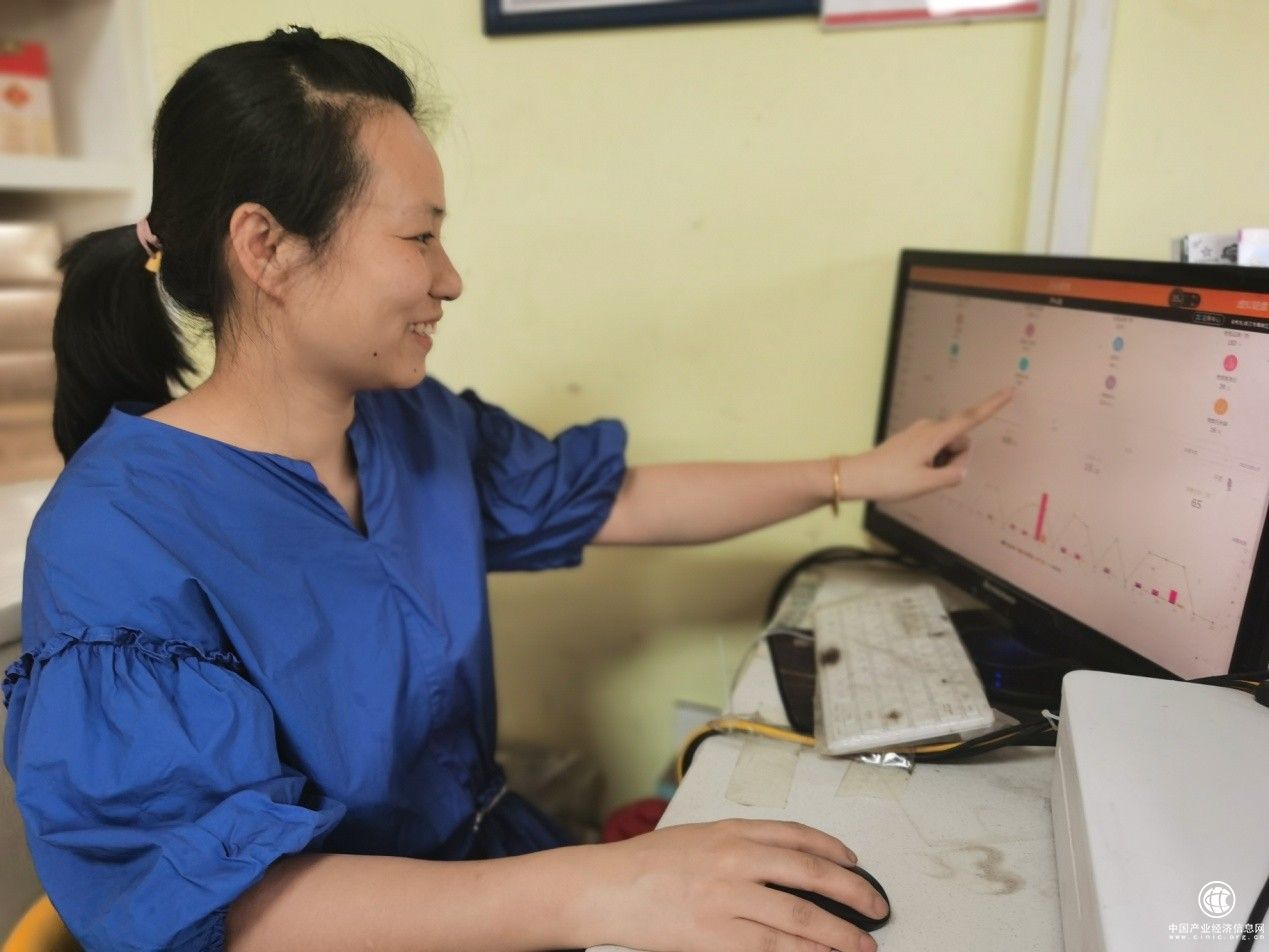  爱心助力乡村店 焕新赋能两相宜