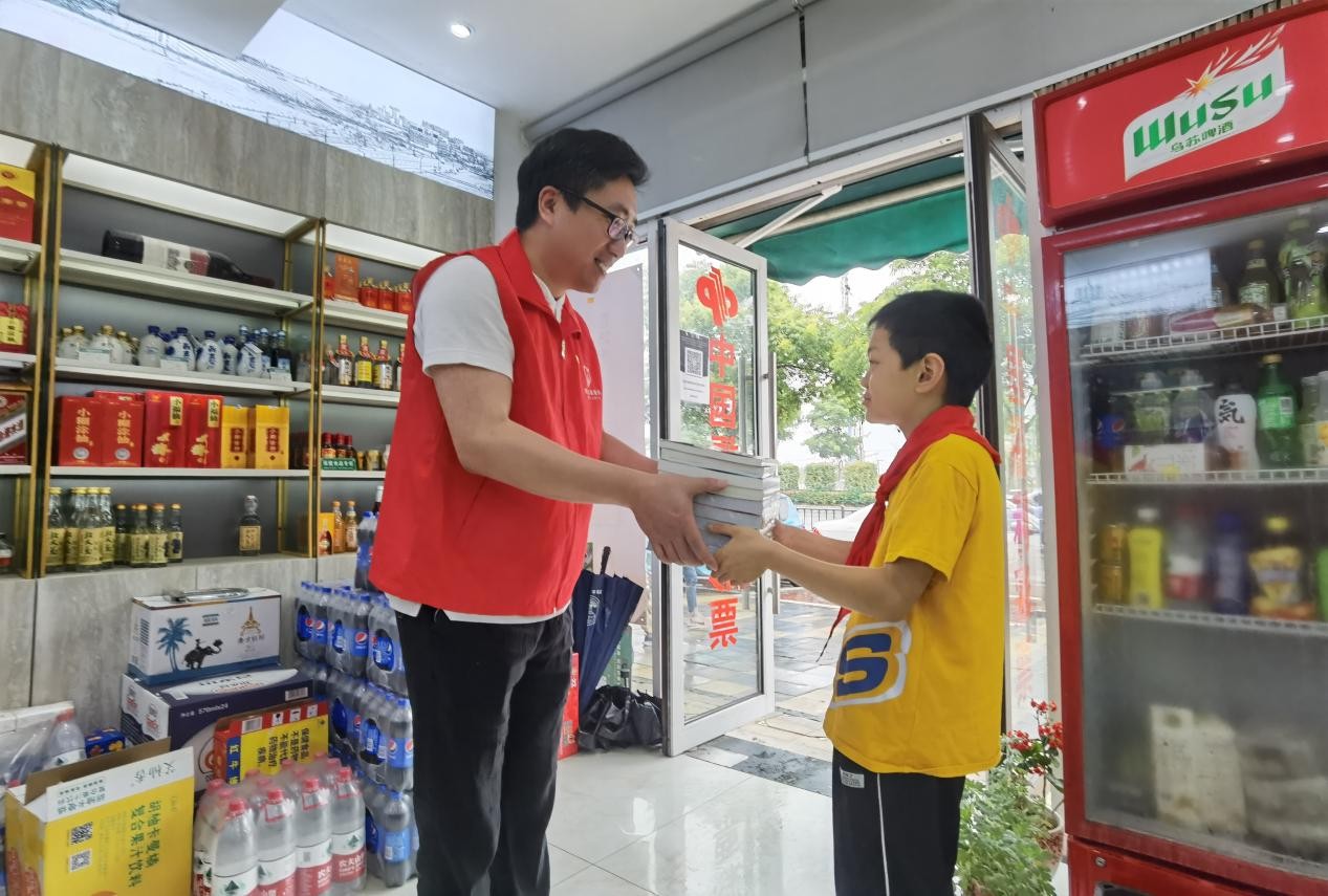  浙江镇海：书香润童心 “香溢”绽芬芳