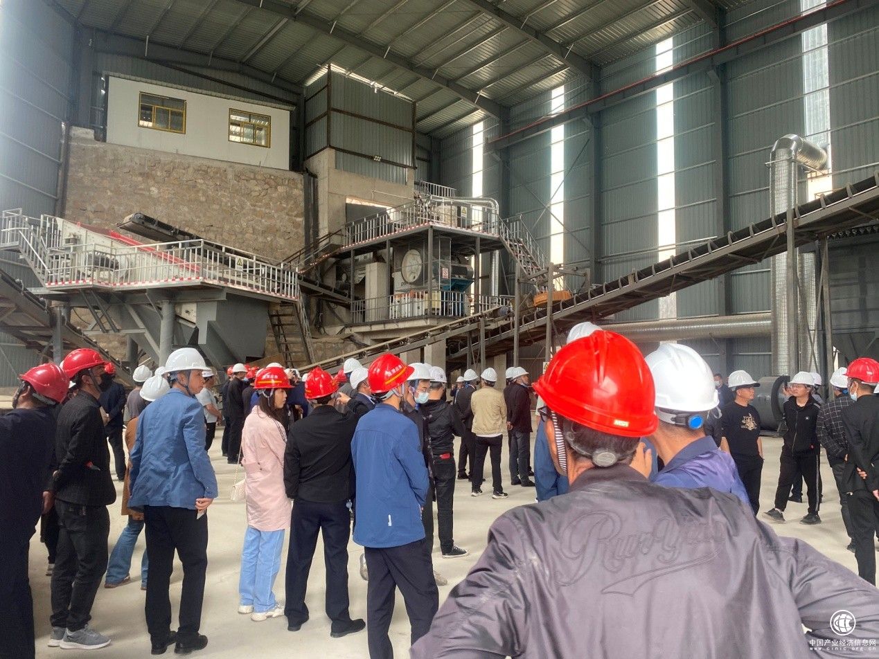 东蒙时产700吨精品骨料生产线入选定西市绿色矿企样板工程!