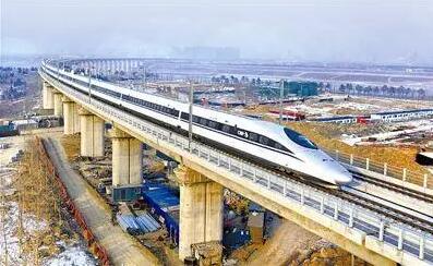 京广高铁“加速跑”：16个省市出行时间压缩 助力区域经济发展