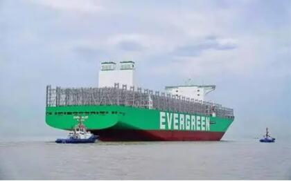 首艘中国“智”造全球最大集装箱船“长益”轮首航盐田港