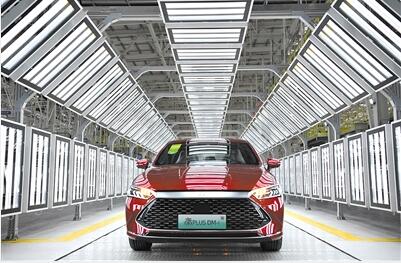 新能源汽车市占率提前“交卷”