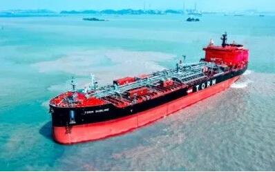 广船国际建造5万吨化学品成品油船交付