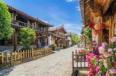 文旅产业这十年：日出江花红胜火 春来江水绿如蓝