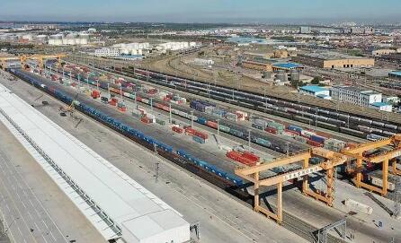 乌鲁木齐国际陆港区向西枢纽地位逐步凸显