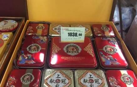 中消协发布中秋消费警示 鼓励消费者随手拍举报“天价”月饼