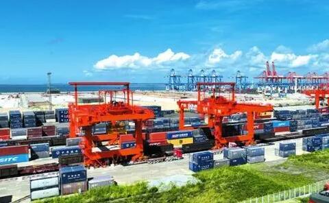 前8个月西部陆海新通道铁海联运班列运量同比增长26.8%