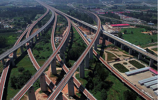 出行之“便” 见证交通之“变”