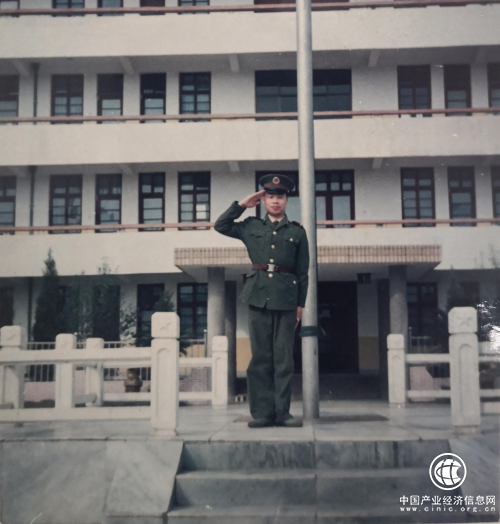 赵锦浩：退伍不褪色 为了那一份责任