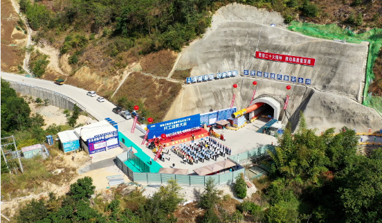 中核集团“核蓄一体化”抽蓄项目主体工程开工