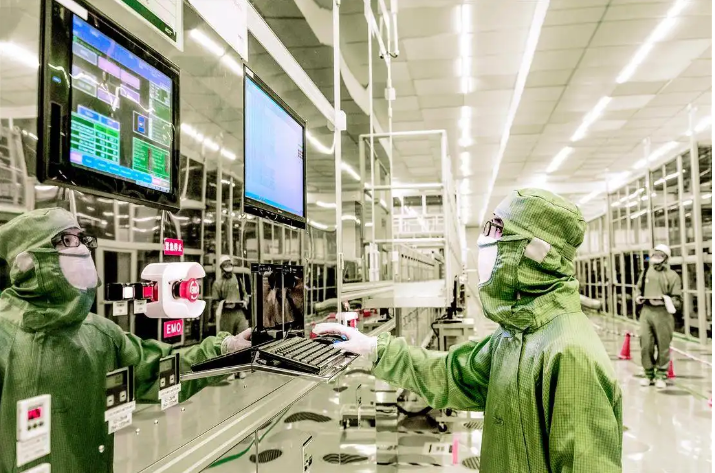 我国新型显示产业加快迈向中高端