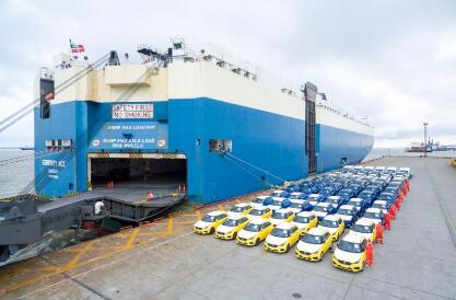 海通码头：折射中国汽车“走出去”三大新变化