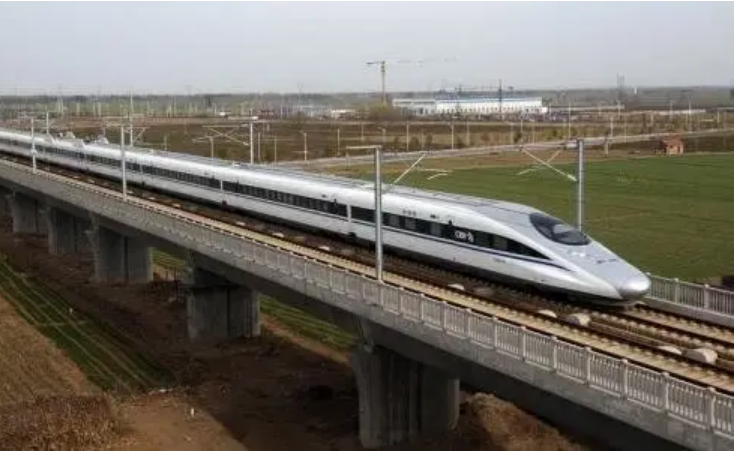 速度更快、动力更强、日子更好——从京广高铁10年变化看中国经济社会发展