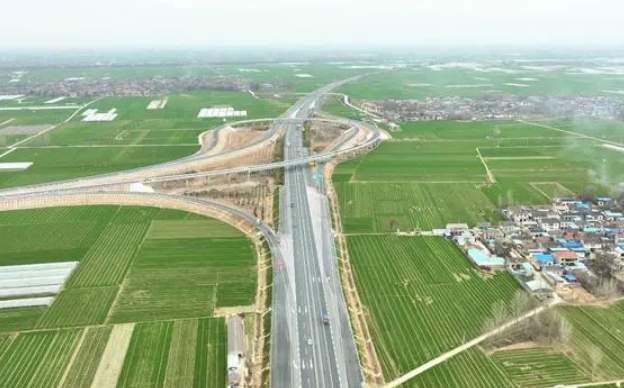 多地交通基础设施工程建成通车 为助力区域经济社会发展增添动力