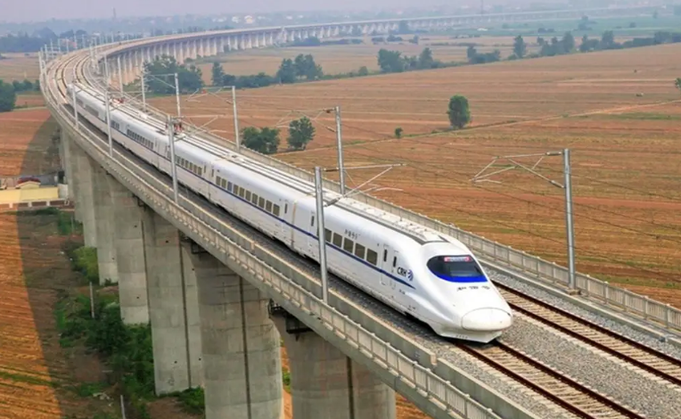 8年间累计投资超1100亿元 河北相继建成开通800余公里高速铁路