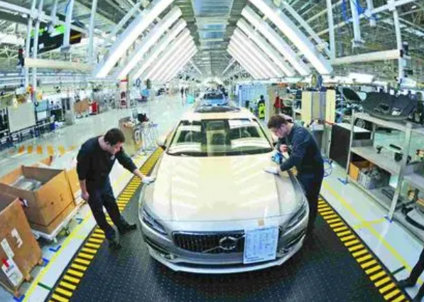 黑龙江产业振兴扎实推进 11个重点产业营收同比增长10.3%