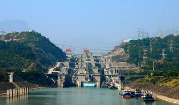 三峡枢纽1月通航货运量达1336万余吨