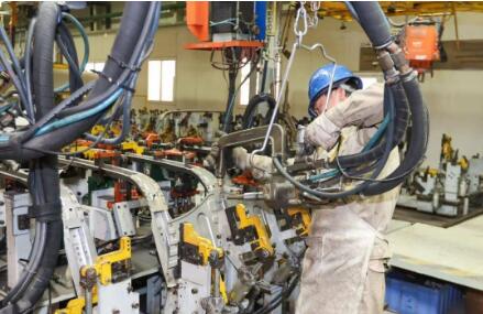 贵阳市白云区航空发动机制造业集群形成全产业链布局