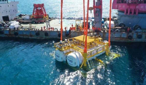 全球首例商用海底数据中心在海南陵水下水