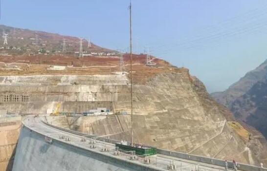 刷新世界纪录！白鹤滩水电站取出36.74米低热混凝土芯样