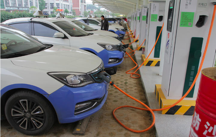 新能源车下乡获力挺 充电设施布局热