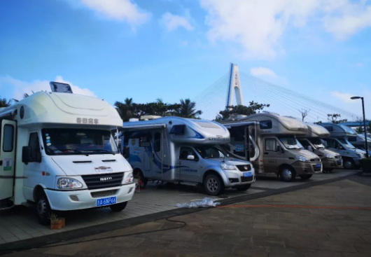 打造旅游新亮点 海南发力旅居车产业