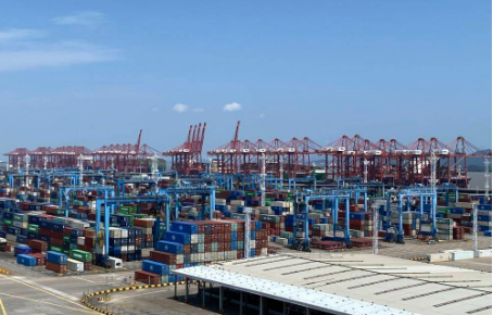 走过非凡十年，中国自贸试验区改革红利惠及世界