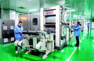 湖北襄阳高新区动力电池产业扬帆远航