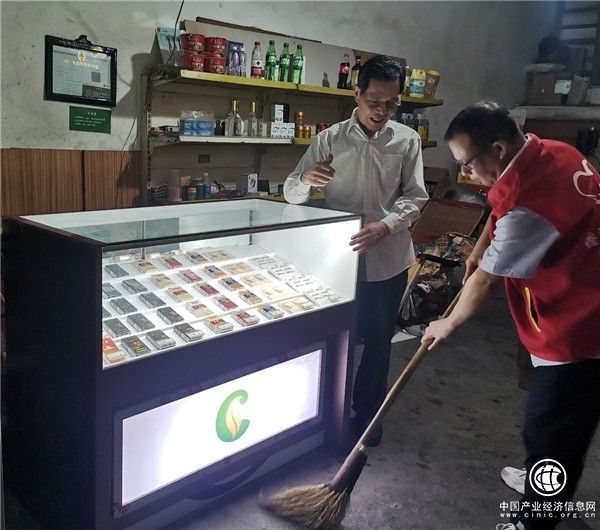 浙江龙港：帮扶入店堂 服务润民心