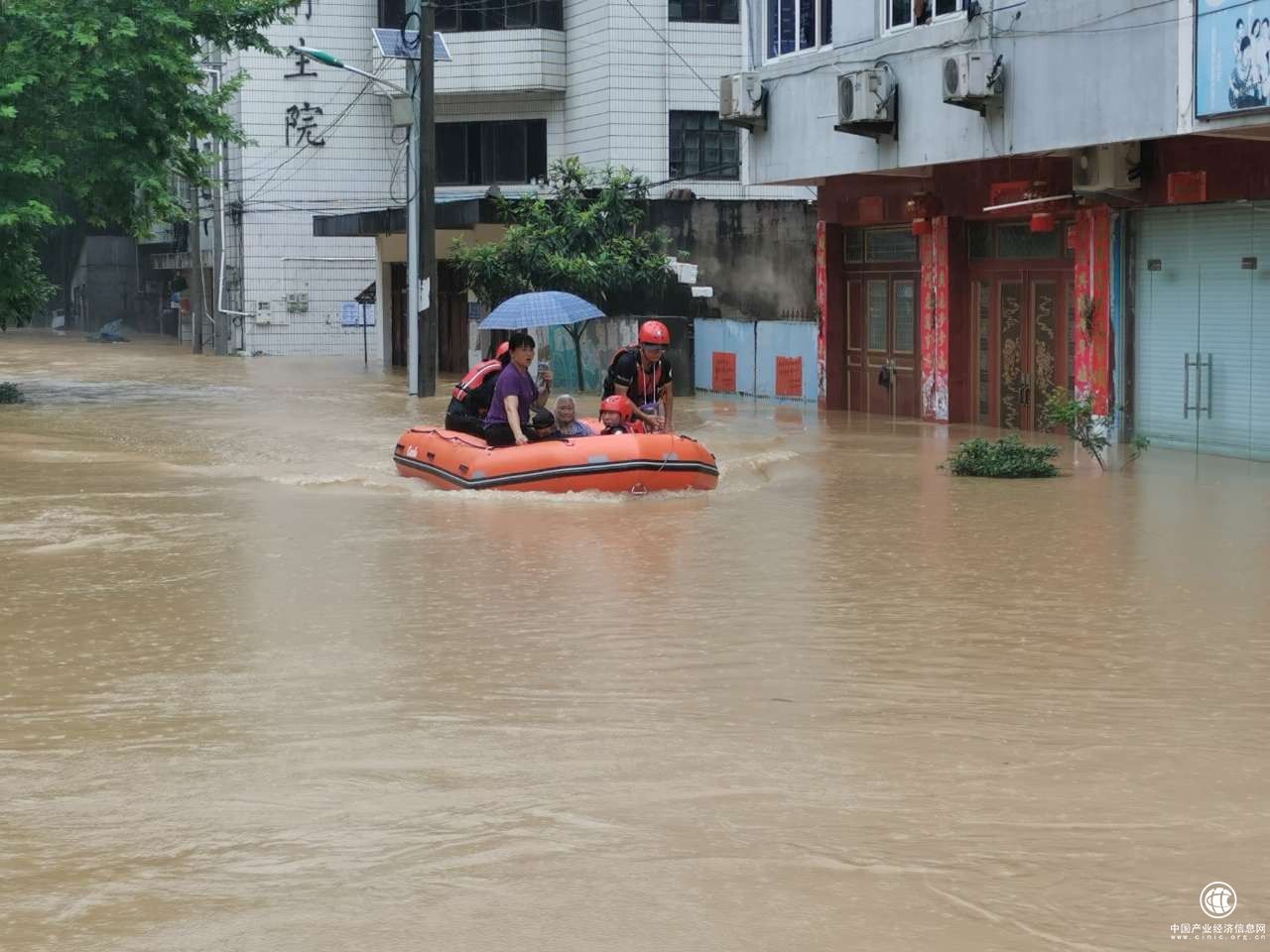 刘祥青：散个人微光 汇志愿光彩