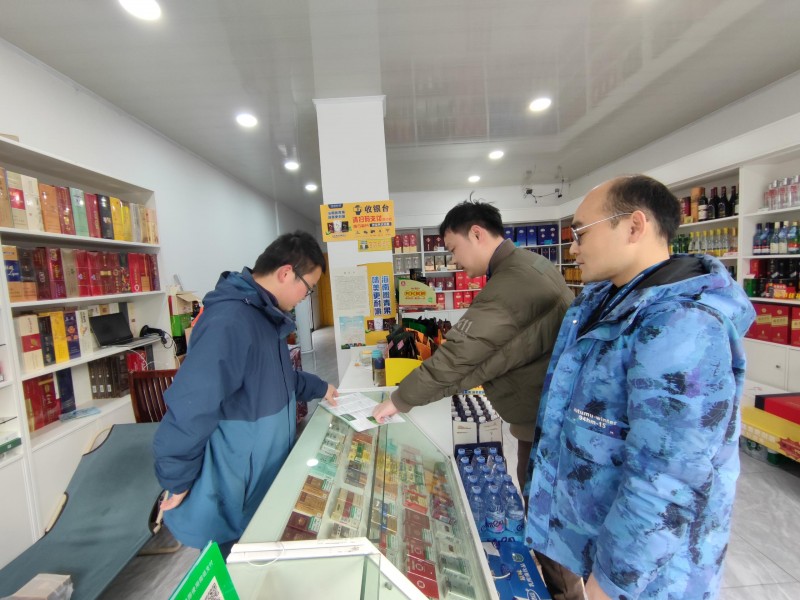 安乡烟草以“动”护“净” “亮剑”执法扫“盲区”