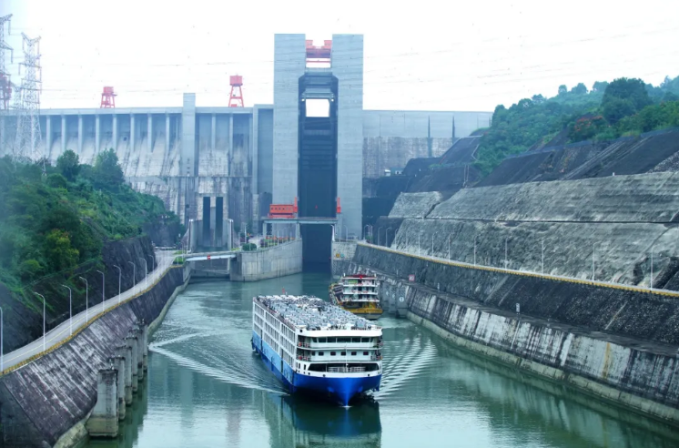 三峡升船机安全运行超4万厢次 通过货物1682.91万吨