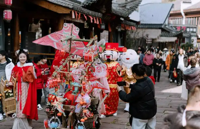 旅游过年释放消费新动能