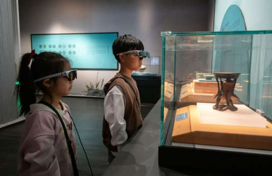 旅游市场火爆开局比拼供给创新