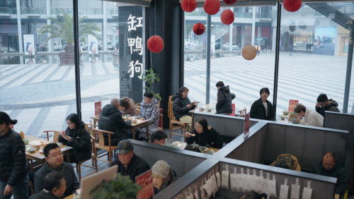 从路边摊走向全球，京东物流助力缸鸭狗汤圆冷链速达