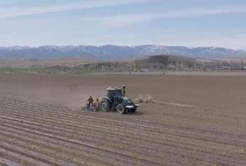 各地“新”潮澎湃勾勒绚丽“科技春耕图” 为丰产增收开好“局”