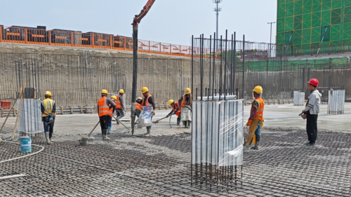 以钢筋为弦，以匠心谱曲—云智科技园建设者的别样
