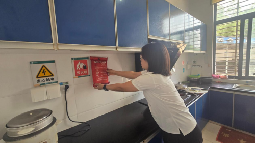 湖北英山：人人抓安全，人人享安全