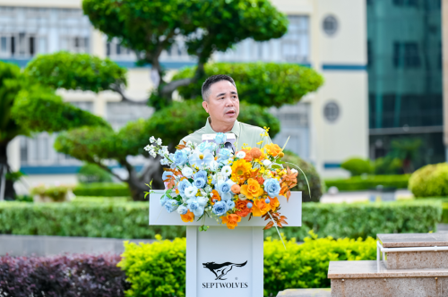 闽商典范七匹狼：35周年捐资助学，温暖学子“心”征程