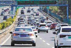 四川高速公路路网车流量同比上升 6.4%