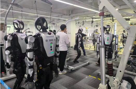 首个5G-A具身智能机器人电网巡检应用示范发布