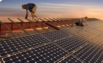 投资骤减 市场停滞 美国清洁能源风光不再